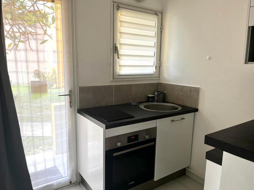 Studio - Residence Avec Piscine Sainte-Anne Luaran gambar